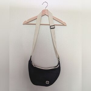 Bay Bag- Black Out Stylish Black and Cream Shoulder Bag